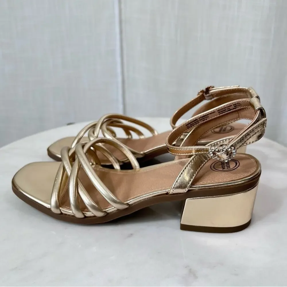 Wonder Nation NWT Strappy Gold Sandal Heels Heart Buckle Shoes Size 5